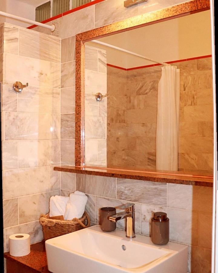 העיירה סקיאתוס Fiosal Apartments 1 מראה חיצוני תמונה