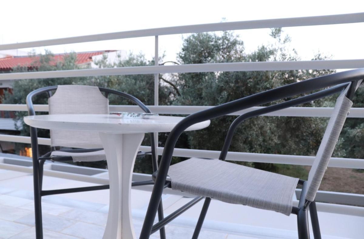 העיירה סקיאתוס Fiosal Apartments 1 מראה חיצוני תמונה